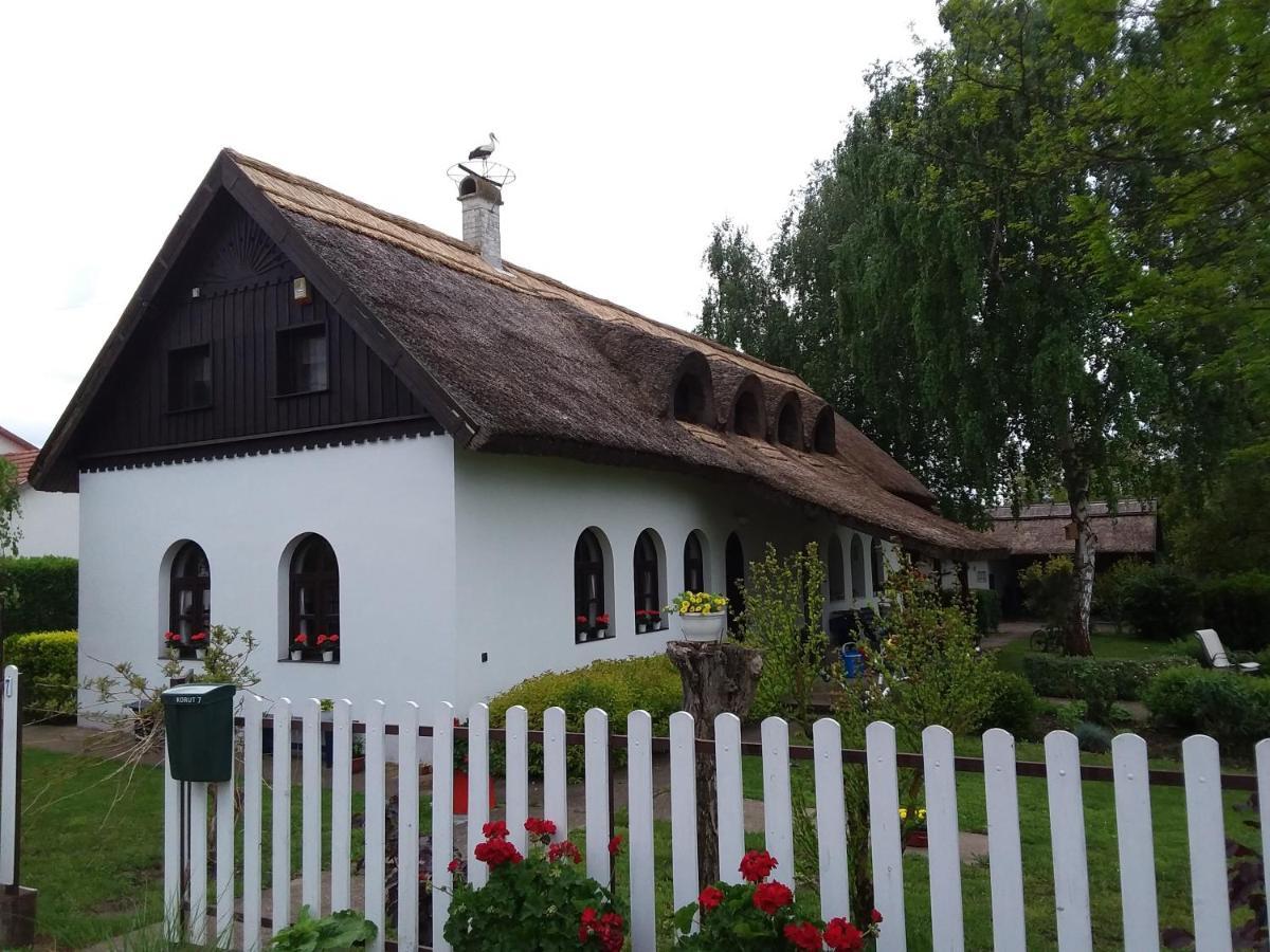 Herberg Tisza Tiszabábolna 外观 照片